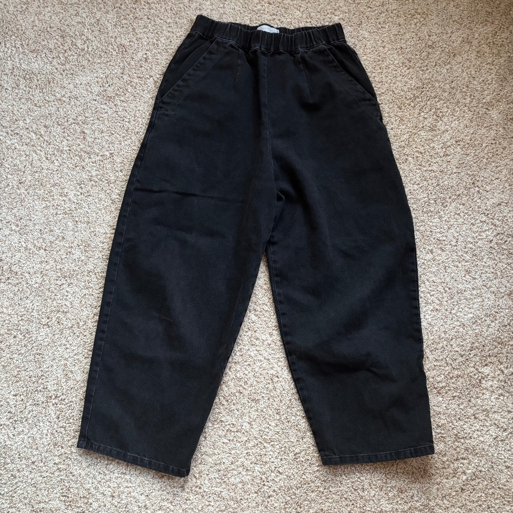 High-Waist Relaxed Black Women's Pants - Picture 2 of 4